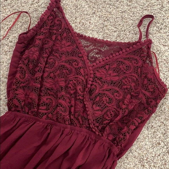 Lacey maroon romper - Picture 2 of 3
